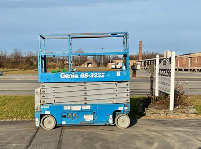 2016 Genie GS3232 GEN143129