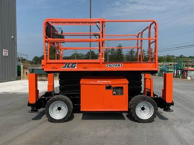 2015 JLG 260MRT Rough Terrain Scissor Lift