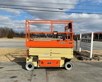 2016 JLG 2632ES Electric Scissor Lift