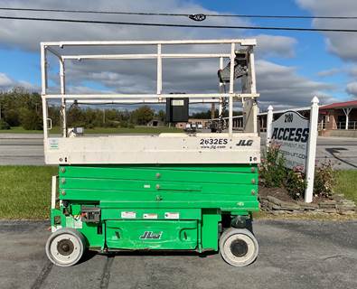 2015 JLG 2632ES Electric Scissor Lift