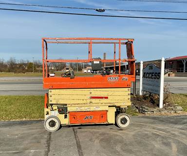 2016 JLG 2632ES Electric Scissor Lift