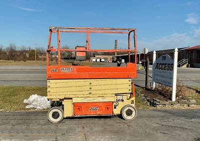 2016 JLG 2632ES Electric Scissor Lift