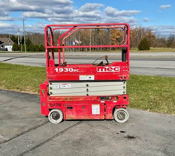 2017 MEC 1930SE Electric Scissor Lift