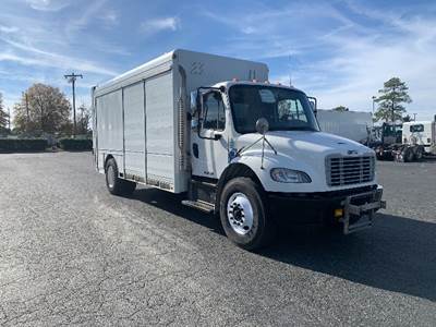 Freightliner M2 Beverage Truck - Cummins, 260HP, 6 Speed Automatic