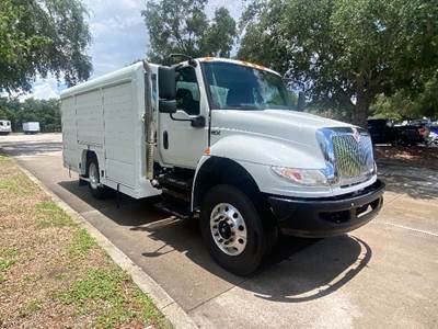 International MV607 Beverage Truck - Cummins, 220HP, 7 Speed Automatic