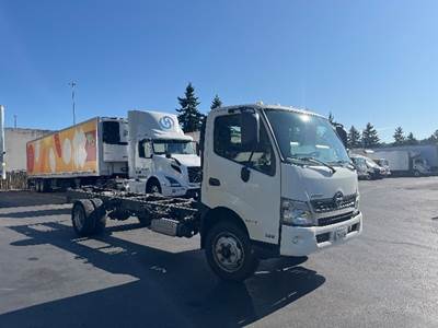 Hino 195 Single Axle Cab & Chassis Truck - J05E-TP, 210HP, 6 Speed Automatic