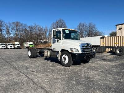 Hino 268 Single Axle Cab & Chassis Truck - J08E-WU, 230HP, 6 Speed Automatic
