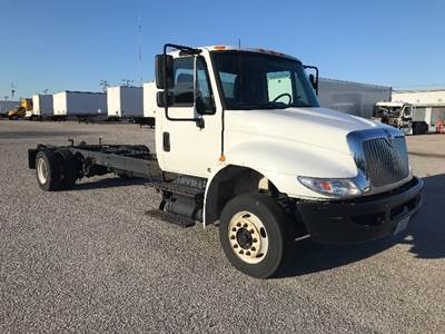 International 4300LP Single Axle Cab & Chassis Truck - Cummins, 220HP, 7 Speed Automatic