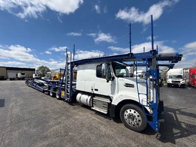 Volvo VAH64600 Tandem Axle Cab & Chassis Truck - 500HP, 12 Speed Automatic