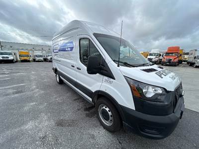 Ford Transit 250 Cargo Van - 3.5LV6, 275HP, 10 Speed Automatic