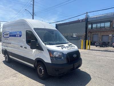 Ford Transit 250 Cargo Van - 3.5LV6, 275HP, 10 Speed Automatic