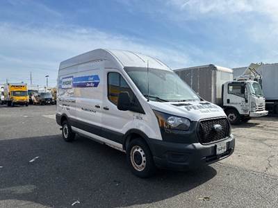 Ford Transit 250 Cargo Van - 3.5LV6, 275HP, 10 Speed Automatic