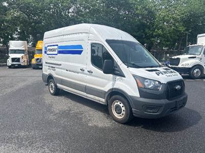 Ford Transit 250 Cargo Van - 3.5LV6, 275HP, 10 Speed Automatic