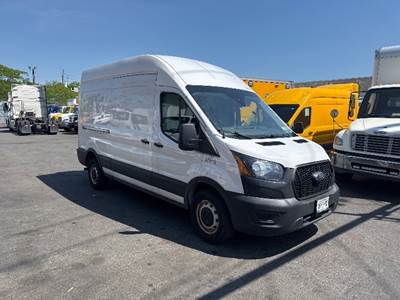 Ford Transit 250 Cargo Van - 3.5LV6, 275HP, 10 Speed Automatic
