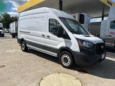Ford Transit 250 Cargo Van - 3.5LV6, 275HP, 10 Speed Automatic