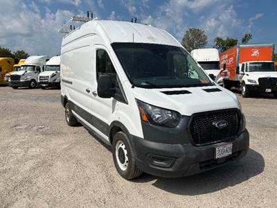 Ford Transit 250 Cargo Van - 3.5LV6, 275HP, 10 Speed Automatic
