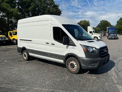Ford Transit 250 Cargo Van - 3.5LV6, 271HP, 10 Speed Automatic