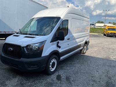 Ford Transit 250 Cargo Van - 3.5LV6, 275HP, 10 Speed Automatic