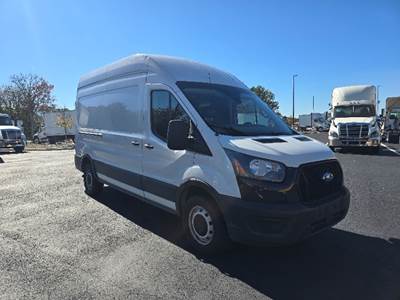 Ford Transit 250 Cargo Van - 3.5LV6, 275HP, 10 Speed Automatic