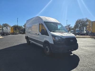 Ford Transit 250 Cargo Van - 3.5LV6, 275HP, 10 Speed Automatic