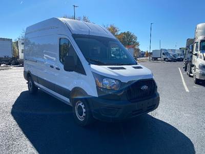 Ford Transit 250 Cargo Van - 3.5LV6, 275HP, 10 Speed Automatic
