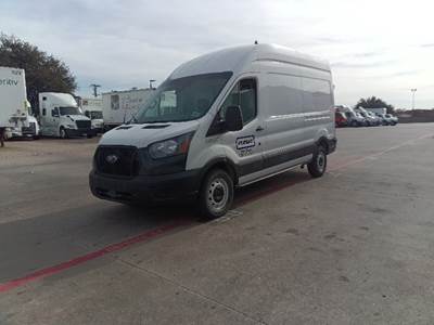Ford Transit 250 Cargo Van - 3.5LV6, 275HP, 10 Speed Automatic