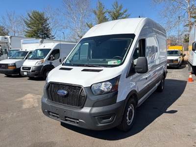 Ford Transit 250 Cargo Van - 3.5LV6, 275HP, 10 Speed Automatic