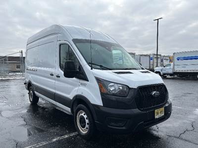 Ford Transit 250 Cargo Van - 3.5LV6, 275HP, 10 Speed Automatic