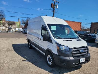 Ford Transit 250 Cargo Van - 3.5LV6, 271HP, 10 Speed Automatic