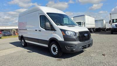 Ford Transit 250 Cargo Van - 3.5LV6, 275HP, 10 Speed Automatic