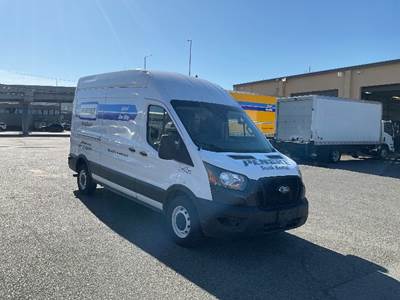 Ford Transit 250 Cargo Van - 3.5LV6, 275HP, 10 Speed Automatic
