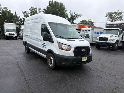 Ford Transit 250 Cargo Van - 3.5LV6, 275HP, 10 Speed Automatic