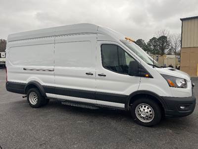 Ford Transit 350 Cargo Van - 3.5LV6, 271HP, 10 Speed Automatic