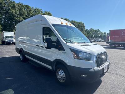 Ford Transit 350 Cargo Van - 3.5LV6, 271HP, 10 Speed Automatic