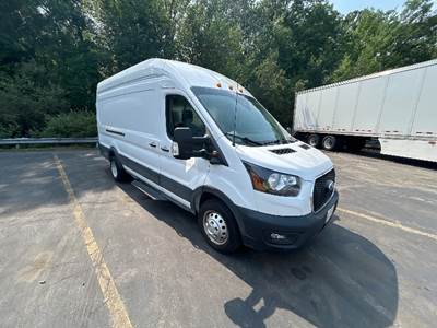 Ford Transit 350 Cargo Van - 3.5LV6, 271HP, 10 Speed Automatic