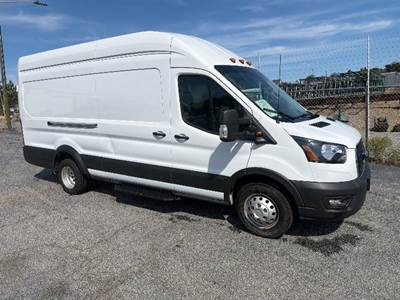 Ford Transit 350 Cargo Van - 3.5LV6, 271HP, 10 Speed Automatic