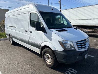Freightliner Sprinter Cargo Van - Mercedes, 188HP, 6 Speed Automatic