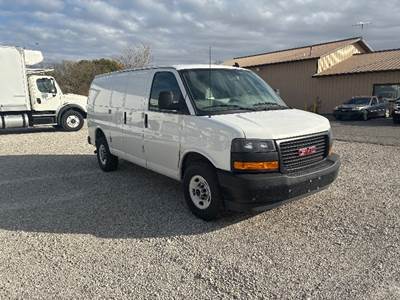 GMC G23405 Cargo Van - 4.3LV6, 276HP, 8 Speed Automatic