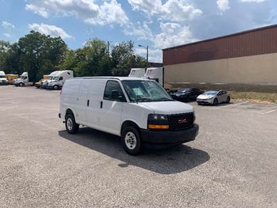 GMC G23405 Cargo Van - 4.3LV6, 276HP, 8 Speed Automatic