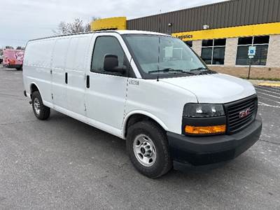 GMC G23705 Cargo Van - 4.3LV6, 276HP, 8 Speed Automatic