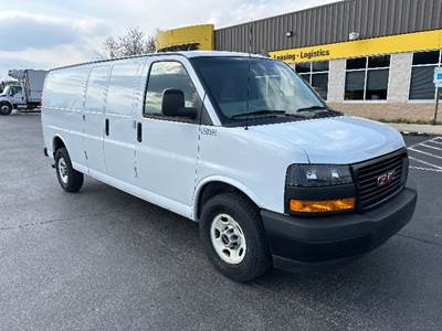 GMC G23705 Cargo Van - 4.3LV6, 276HP, 8 Speed Automatic