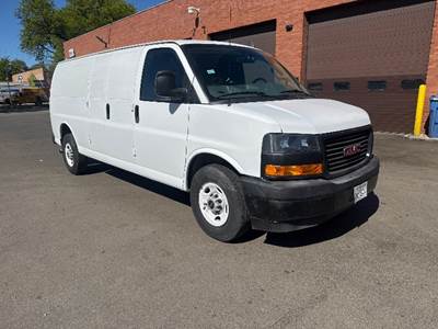 GMC G23705 Cargo Van - 4.3LV6, 276HP, 8 Speed Automatic