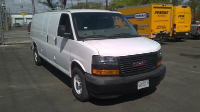 GMC G23705 Cargo Van - 4.3LV6, 276HP, 8 Speed Automatic