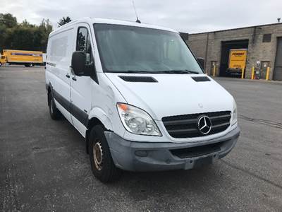 Mercedes-Benz Sprinter Cargo Van - Mercedes, 188HP