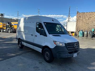 Mercedes-Benz Sprinter Cargo Van - Mercedes, 188HP, 7 Speed Automatic