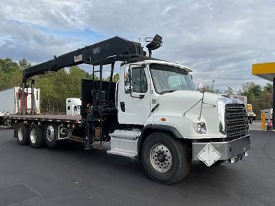 Freightliner 114SD Crane Truck - 435HP, 6 Speed Automatic