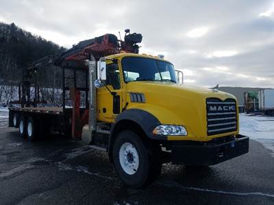 Mack Granite GU813 Crane Truck - 415HP, 10 Speed Manual