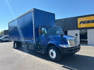 International 4300 Single Axle Curtain Side Truck - Cummins, 220HP, 7 Speed Automatic