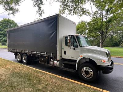 International 4400 Tandem Axle Curtain Side Truck - Cummins, 300HP, 10 Speed Manual