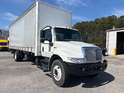 International MV607 Single Axle Curtain Side Truck - Cummins, 220HP, 6 Speed Automatic